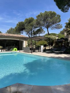 Pergola traditionnelle sur mesure Nîmes 30000