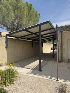 Abri de voiture en tunnel sur mesure Caissargues 30132