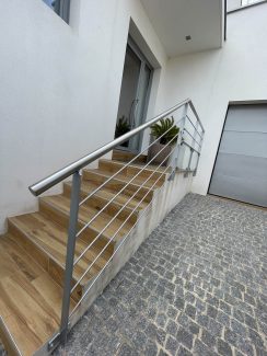 Garde-corps intérieur sur mesure en acier Caveirac