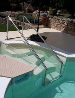 Main courante pliable pour piscine Nîmes