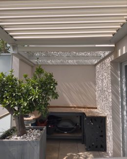 Ombrière en découpe laser sur mesure en acier Nîmes 30000