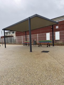 Ombrière sur mesure en acier en Occitanie