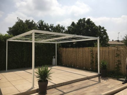 Pergola sur mesure toile soltis Nîmes