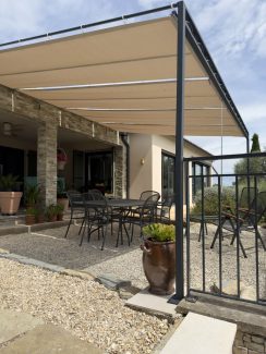 Pergola sur mesure avec toile amovible Gard