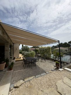 Pergola sur mesure avec toile amovible Marseille