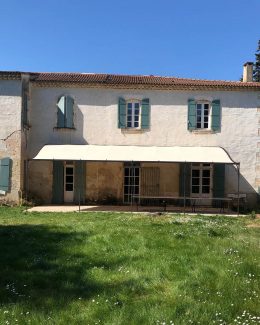 Pergola traditionnelle sur mesure en acier Nîmes