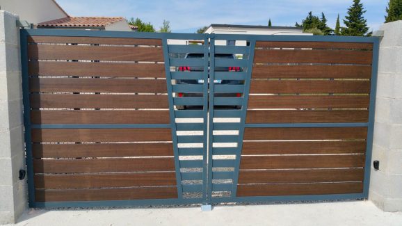 Portail battant fer et bambou