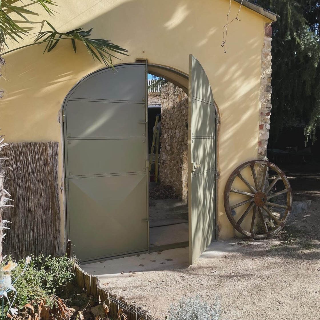 Portail deux vantaux sur mesure Portail deux vantaux sur mesure Aix en Provence