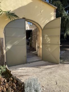 Portail deux vantaux sur mesure Sommières