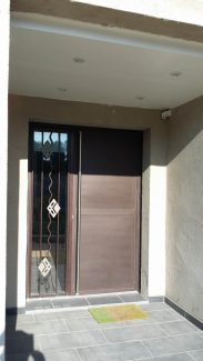 Porte d'entrée sur mesure en acier Caissargues 30132