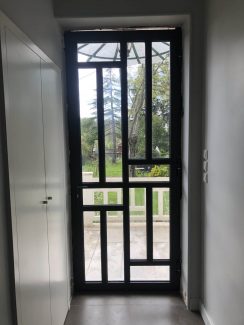 Porte d'entrée sur mesure en acier Bellegarde