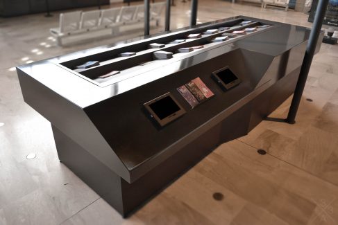 Présentoir sur mesure dans le Gard