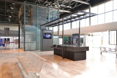 Présentoir sur mesure à Montpellier