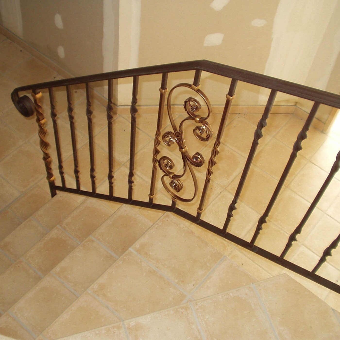 Garde corps traditionnel acier forgé Garde corps traditionnel acier forgé sur mesure Nîmes