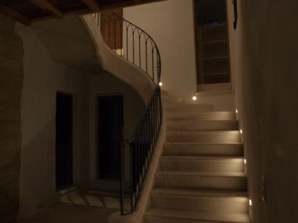 Rampe d'escalier traditionnel en acier sur mesure Caissargues