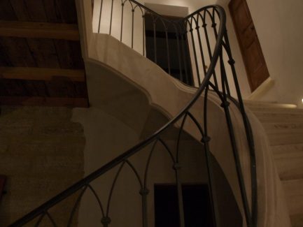 Rampe d'escalier traditionnel en acier sur mesure Occitanie