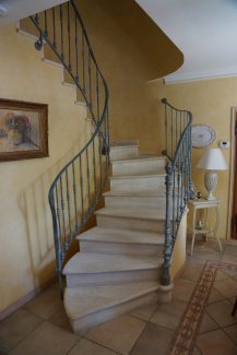 Rampe pour escalier sur mesure en acier style traditionnel Caissargues