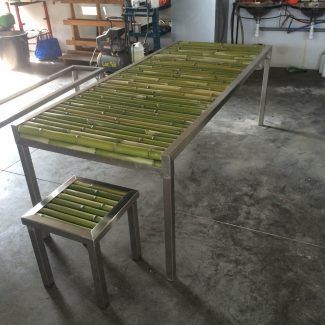 Table à manger en inox et bambou Gard